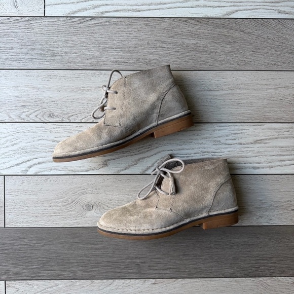 Hush Puppies Shoes - Hush Puppies Women's Boots Cyra Catelyn Shimmer Taupe Suede size 7.5